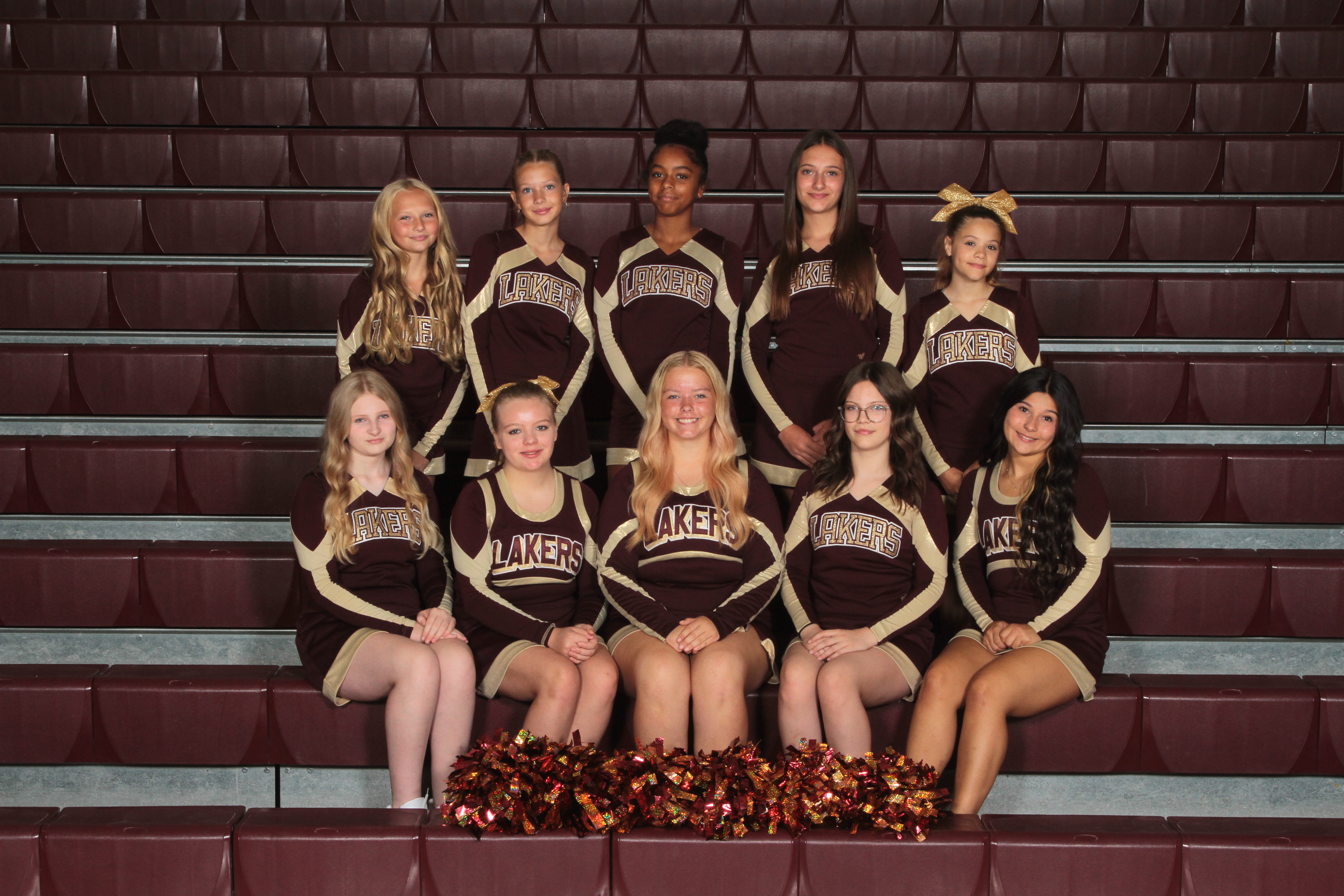 jr high cheerleaders